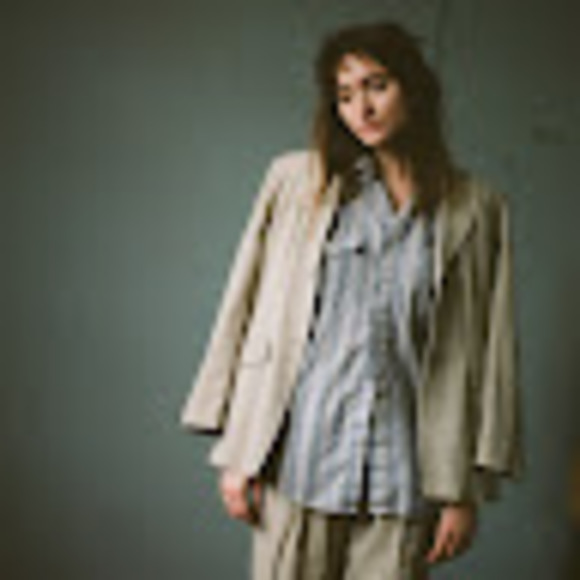 Meet your Posher, Hayes - Picture 1 of 1